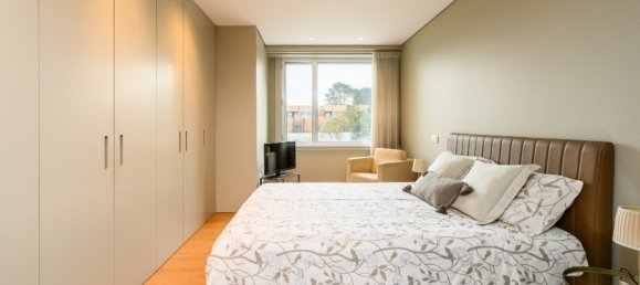 3 bedrooms Apartment in Porto, Portugal No. 108024 14