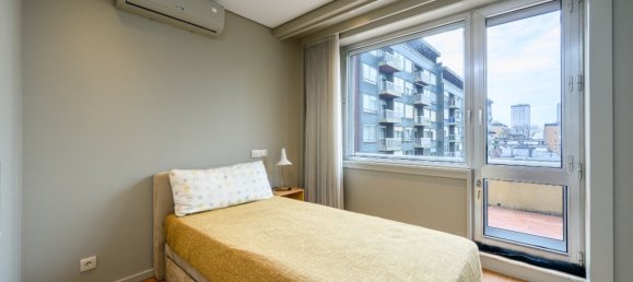 3 bedrooms Apartment in Porto, Portugal No. 108024 17