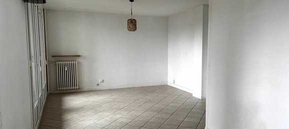 3 bedrooms Apartment in Saint-Dizier, France No. 152770 2