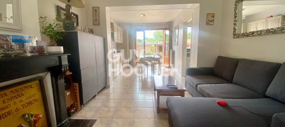 3 bedrooms House in Soissons, France No. 87460 2