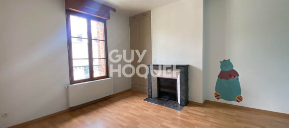 3 bedrooms House in Soissons, France No. 87460 8