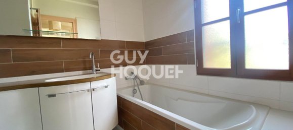 3 bedrooms House in Soissons, France No. 87460 7