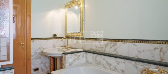 1 bedroom Apartment in Sarzana, Italy No. 221493 28