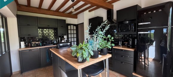 4 bedrooms House in Lisieux, France No. 325353 4