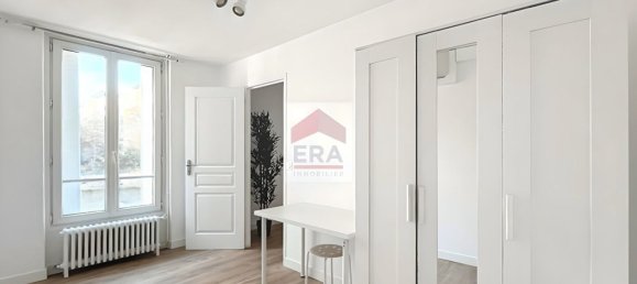 4-salle Appartement à Suresnes, France No. 139865 4