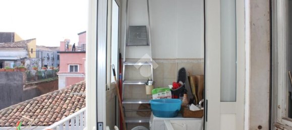 4 rooms Apartment in Catania, Italy No. 42193 4