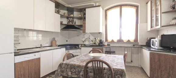 5 bedrooms Villa in Cassano d'Adda, Italy No. 150404 6