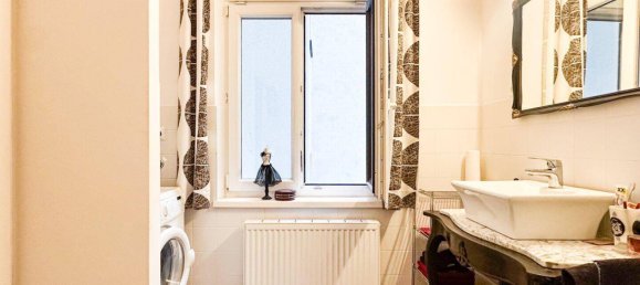 2 rooms Apartment in Alsergrund, Austria No. 205786 8