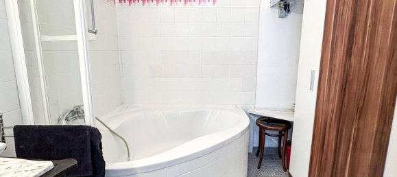 2 rooms Apartment in Alsergrund, Austria No. 205786 9