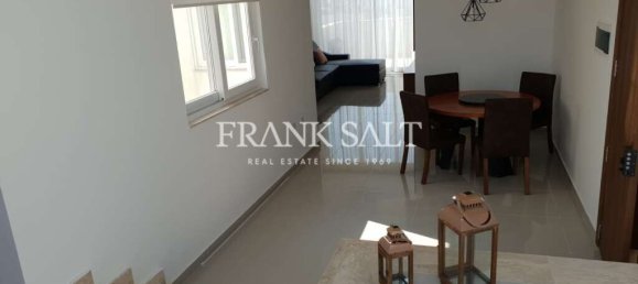 Penthouse T1 em Swieqi, Malta N.º 9214 8