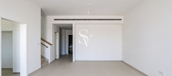 3 bedrooms Townhouse for rent in Jebel Ali, Dubai, UAE № 197666 2