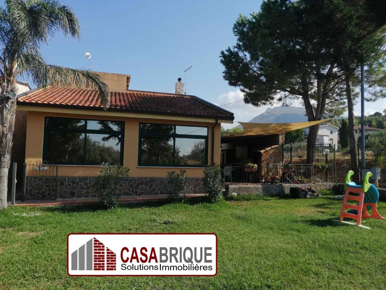 3 bedrooms Villa in Altavilla Milicia, Italy No. 136384