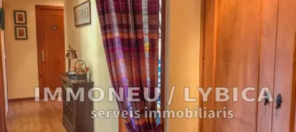 Apartamento de 3 dormitorios en Gerona, Spain No. 187317 2