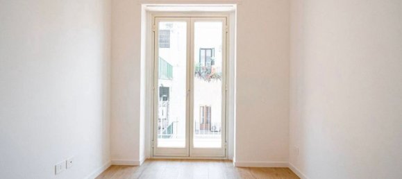 3 rooms Apartment in Catania, Italy No. 291045 8