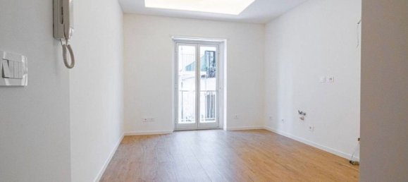 3 rooms Apartment in Catania, Italy No. 291045 4