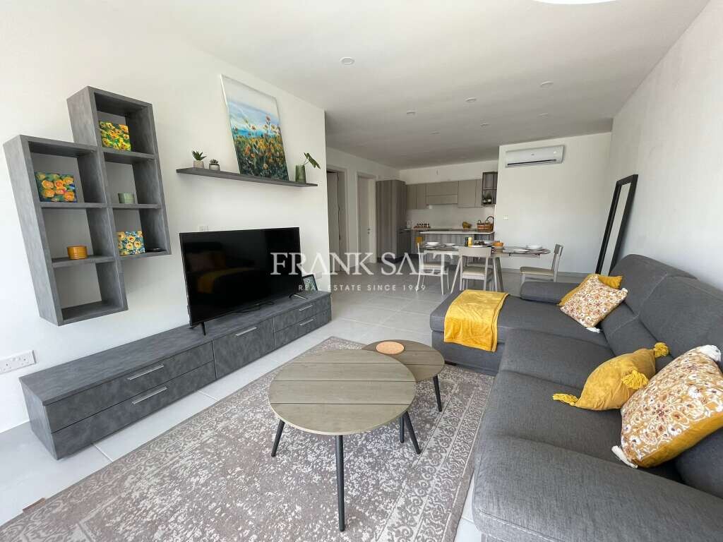 Apartamento T2 em Swieqi, Malta N.º 11101