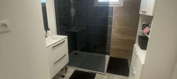 Apartamento de 2 dormitorios en Saint-Egreve, France No. 284938 5