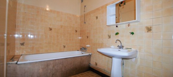 3 bedrooms House in Santranges, France No. 75654 18