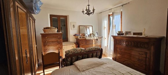 10-Zimmer Haus in Castiglione del Lago, Italy, Nr. 170215 8