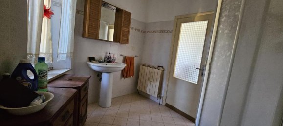 10-Zimmer Haus in Castiglione del Lago, Italy, Nr. 170215 24