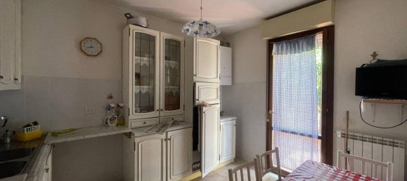 6 rooms House in Gavorrano, Italy No. 165297 3