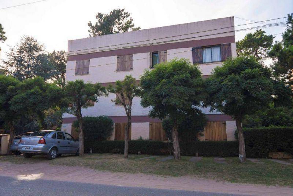 2 bedrooms Apartment in Mar del Plata, Argentina No. 83458