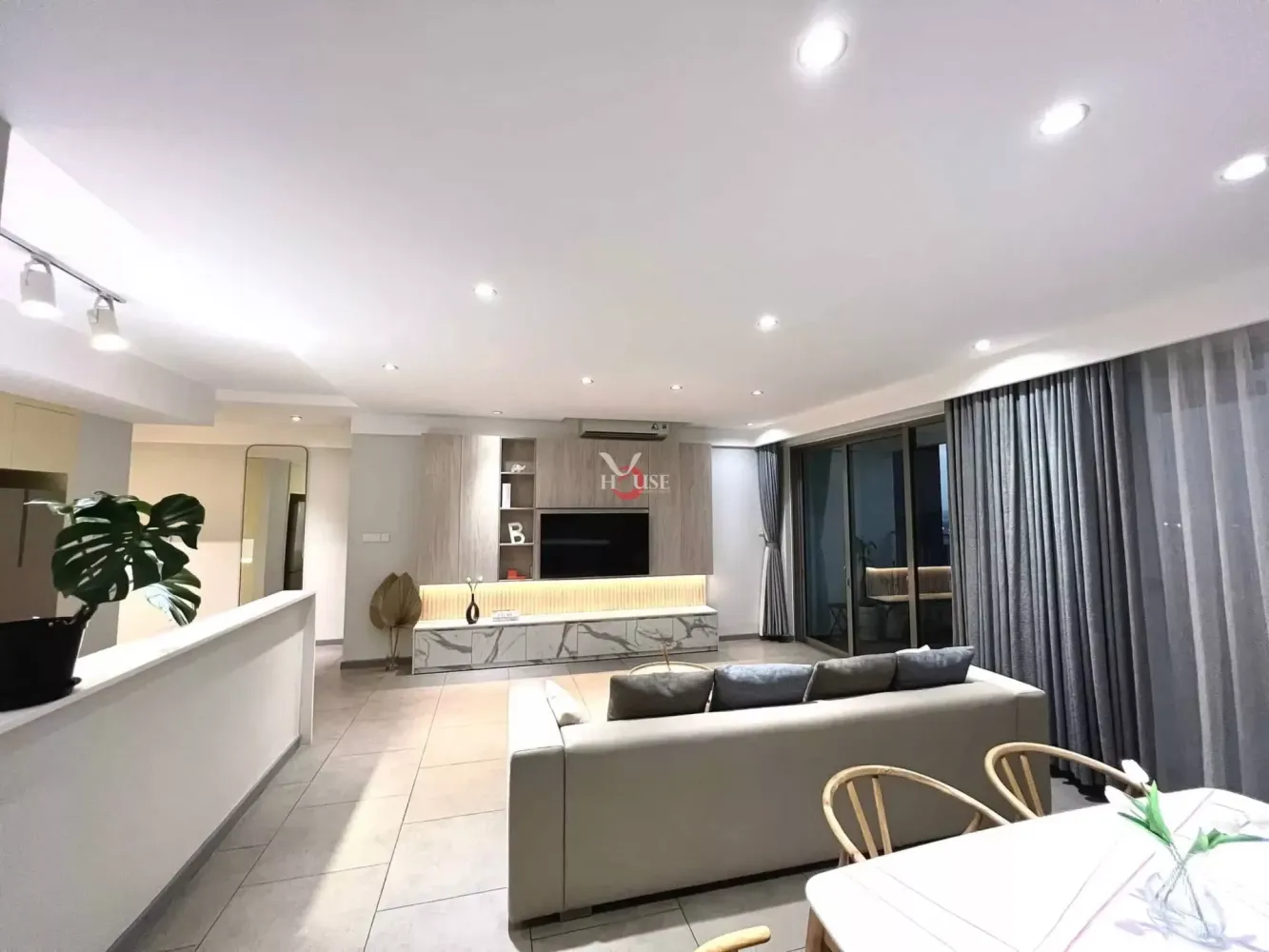 3 Schlafzimmer Wohnung in District 7, Vietnam, Nr. 10149