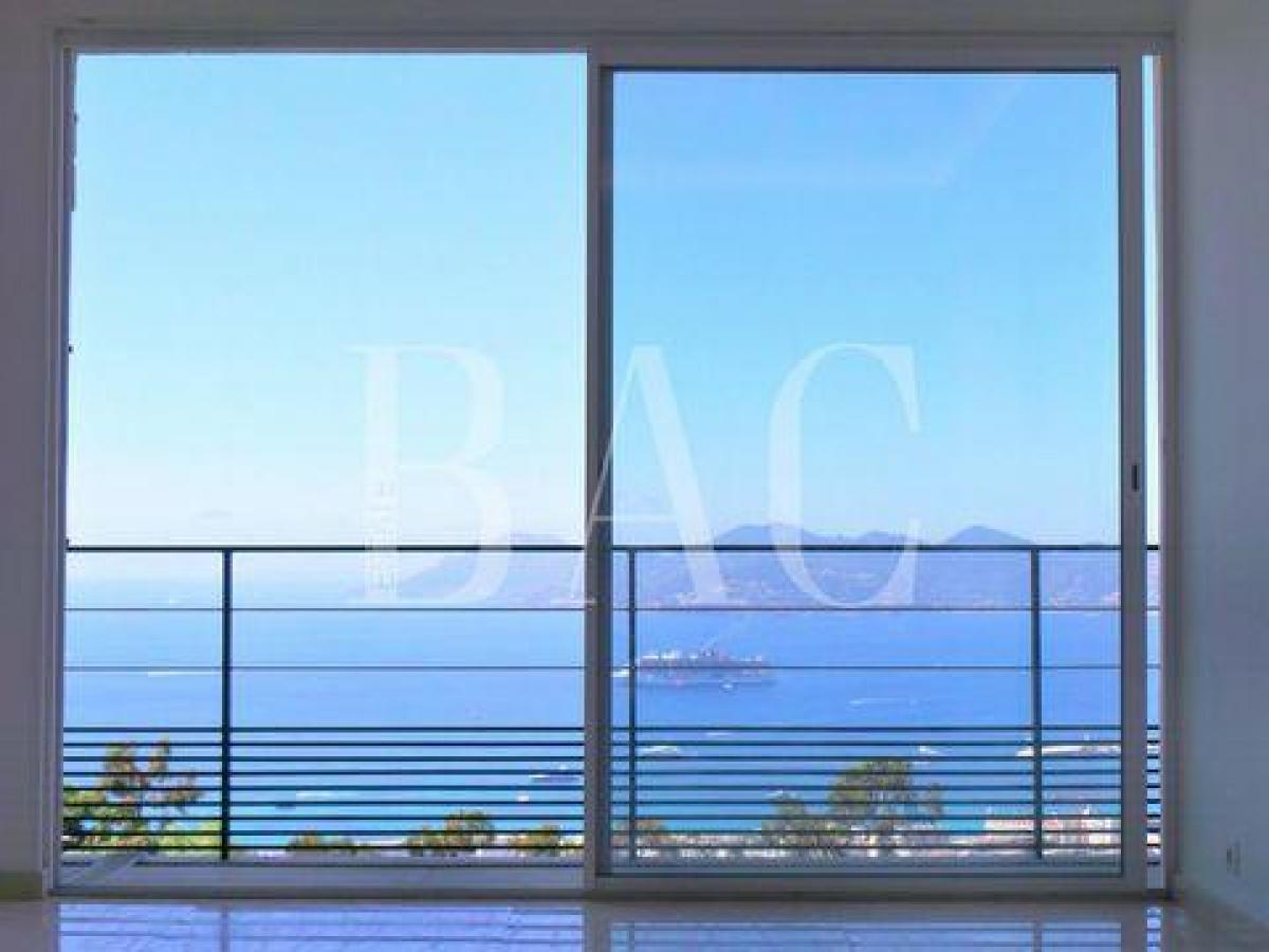 Condominio de 2 dormitorios en Cannes, France No. 15299