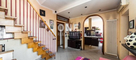 3-salle Appartement à Briosco, Italy No. 86892 14