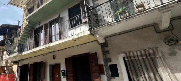 Дом с 2 комнатами в Галлиате, Италия № 275623 14