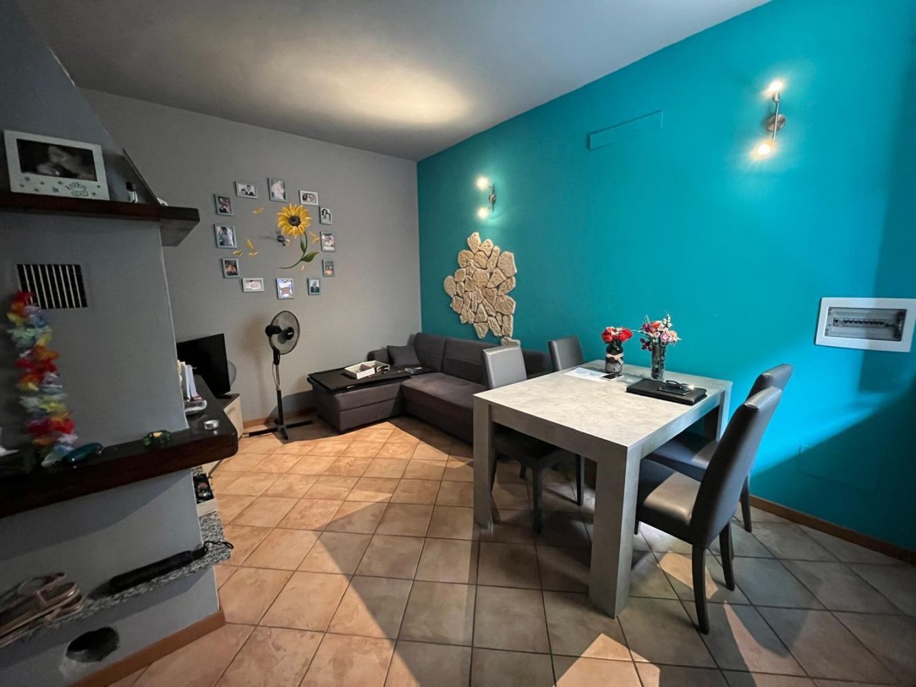 Дом с 2 комнатами в Галлиате, Италия № 275623