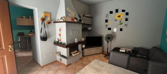 Дом с 2 комнатами в Галлиате, Италия № 275623 4