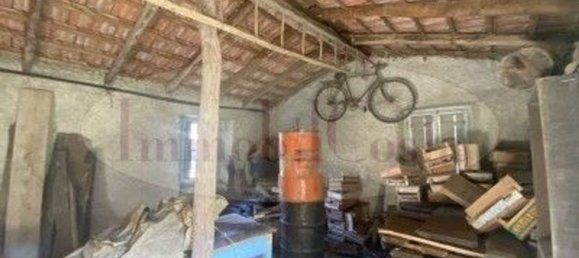 2 rooms House in Ne, Italy No. 75699 8