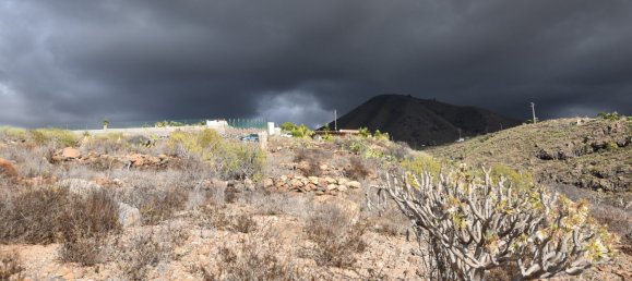 Terreno em Guia de Isora, Spain 6100 m² N.º 188168 30