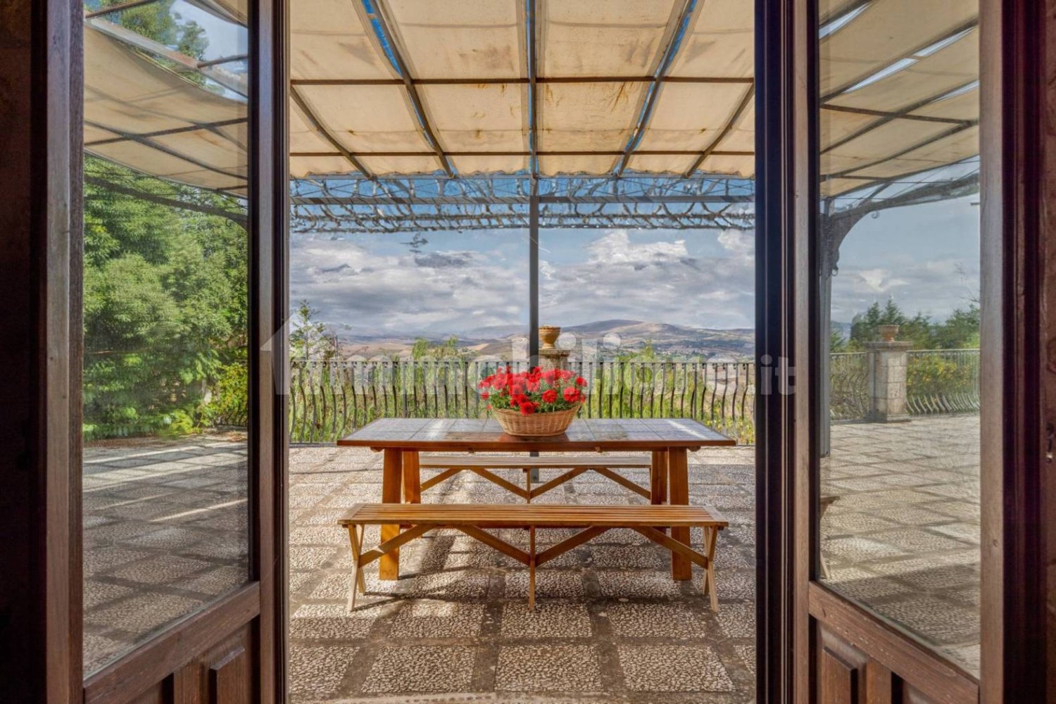 5 bedrooms House in Petralia Soprana, Italy No. 108421