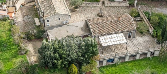 5 bedrooms House in Petralia Soprana, Italy No. 108421 9