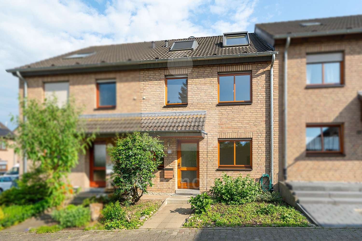 2 bedrooms Townhouse in Rhein-Erft, Germany No. 224072