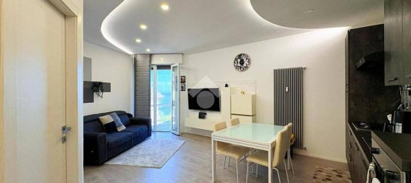 Квартира с 1 спальней в Савона, Италия № 354747 4