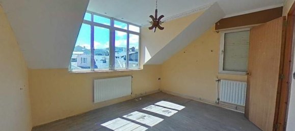 Casa de 4 dormitorios en Puente de Domingo Flórez, Spain No. 82944 4