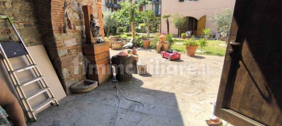 2 bedrooms Apartment in Florence, Italy No. 337536 9