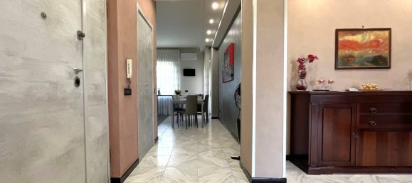 2 bedrooms Apartment in Catanzaro, Italy No. 44412 3