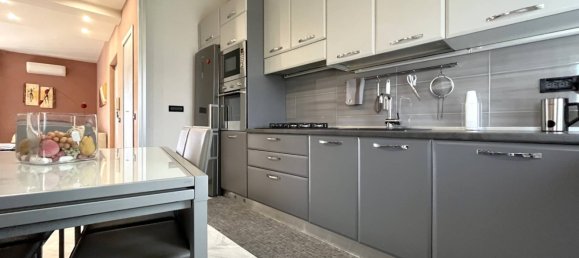 2 bedrooms Apartment in Catanzaro, Italy No. 44412 5