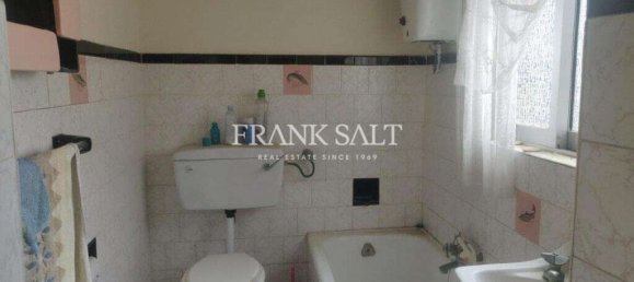 3 bedrooms Farm in Mosta, Malta No. 1496 34