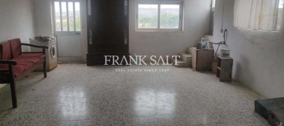 3 bedrooms Farm in Mosta, Malta No. 1496 36