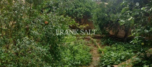 3 bedrooms Farm in Mosta, Malta No. 1496 4