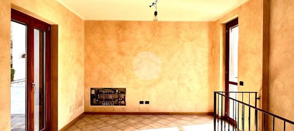 2 bedrooms Villa in Dello, Italy No. 268803 3