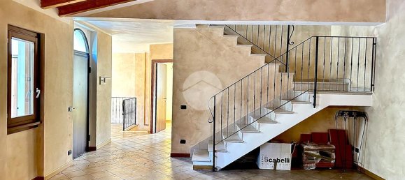 2 bedrooms Villa in Dello, Italy No. 268803 2