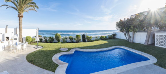 2 Schlafzimmer Villa in Marbella, Spain, Nr. 34703 3