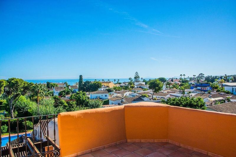 2 Schlafzimmer Penthouse in Estepona, Spain, Nr. 232546