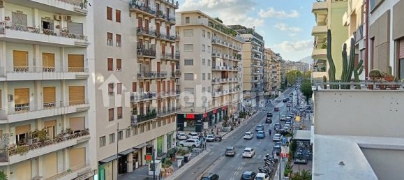 Apartamento de 2 dormitorios en Palermo, Italy No. 270593 6